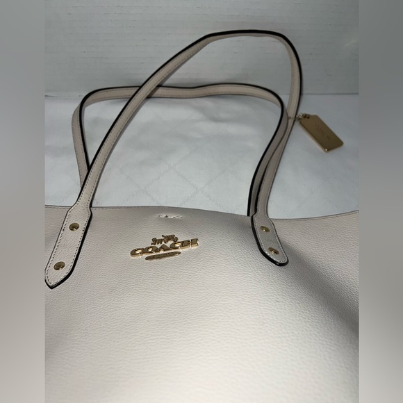 🔥🔥🔥 Coach Leather Ivory City Tote - Picture 10 of 15